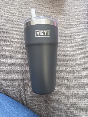 YETI Rambler Tumbler - Dark Gray